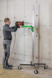 Эксплуатация станины для алмазного бурения Eibenstock EBW 1300 с удлинителем Эксплуатация станины для алмазного бурения Eibenstock EBW 1300 с удлинителем